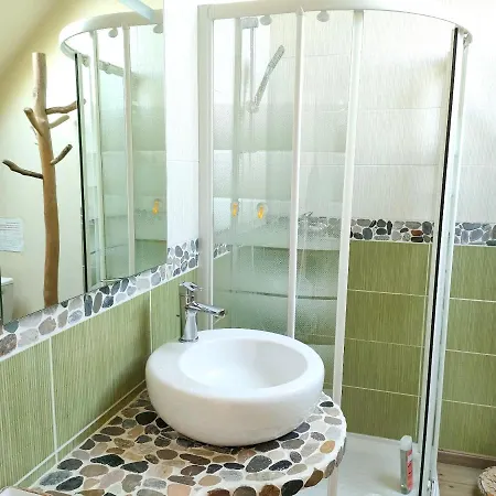 Casa vacanze Maison De Charme Au Vivier-sur-mer Avec Terrasse Privee *